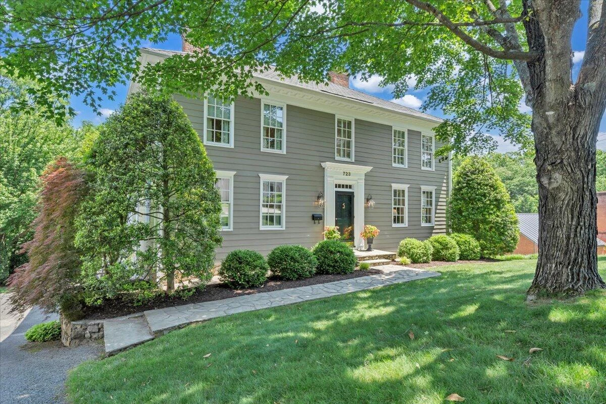 723 White Oak RD - Photo 2