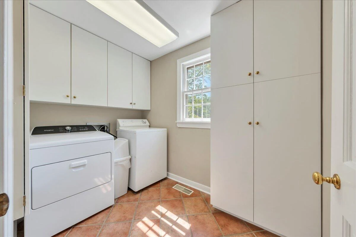 723 White Oak RD - Photo 31