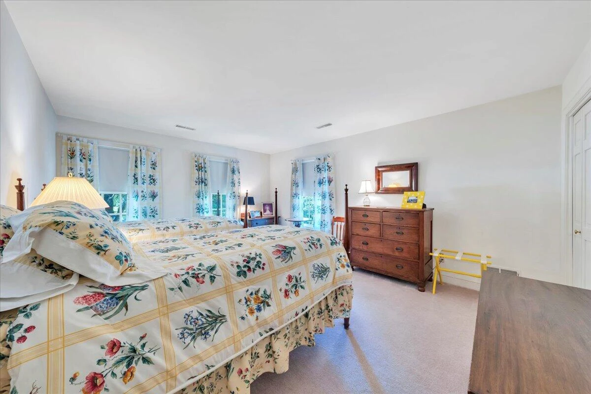 723 White Oak RD - Photo 42