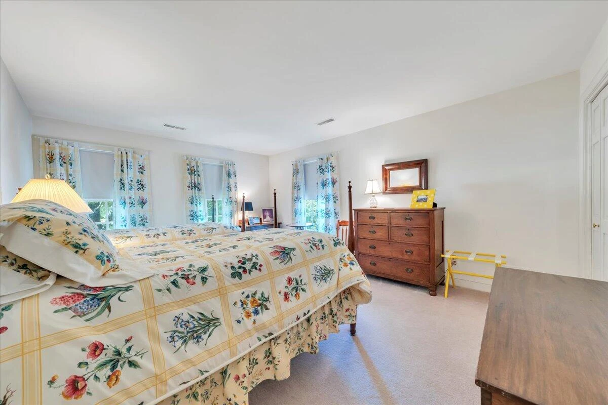 723 White Oak RD - Photo 44