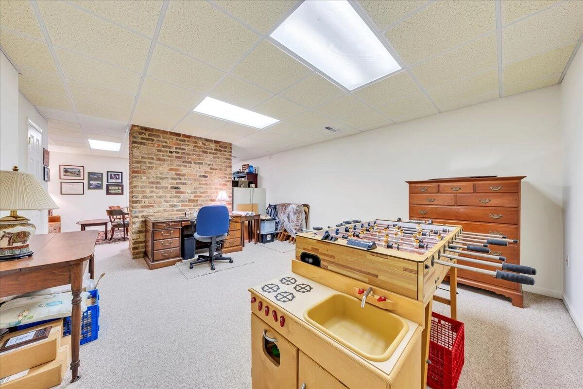 723 White Oak RD - Photo 53