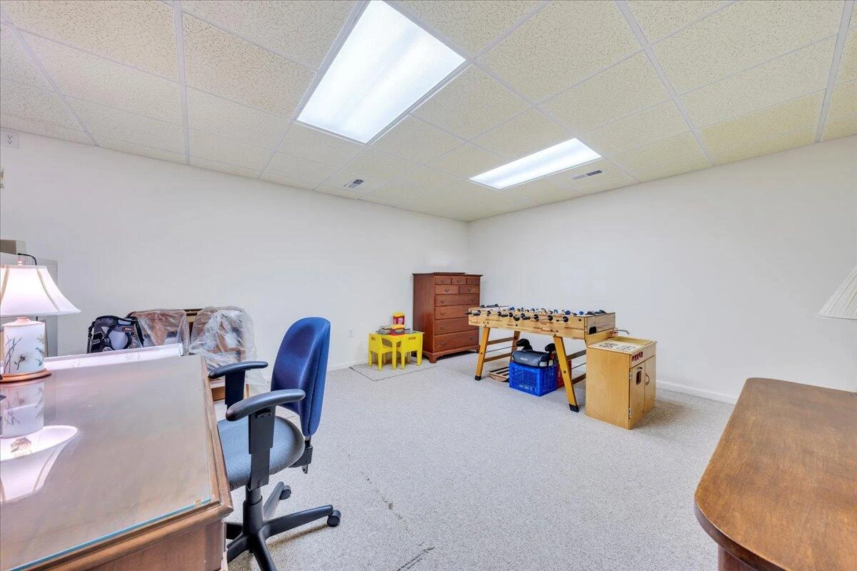 723 White Oak RD - Photo 54