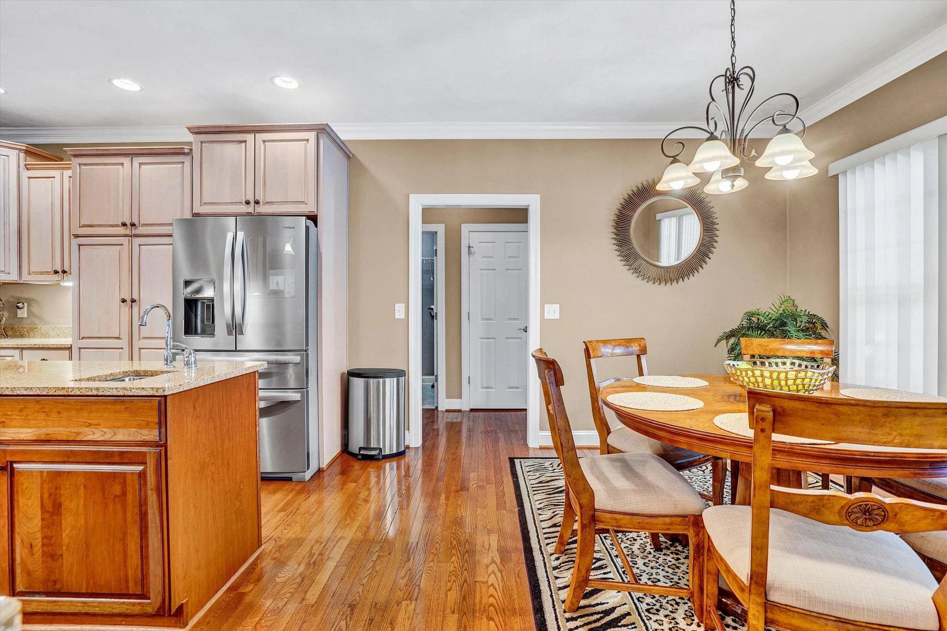 4537 Brentwood CT - Photo 18
