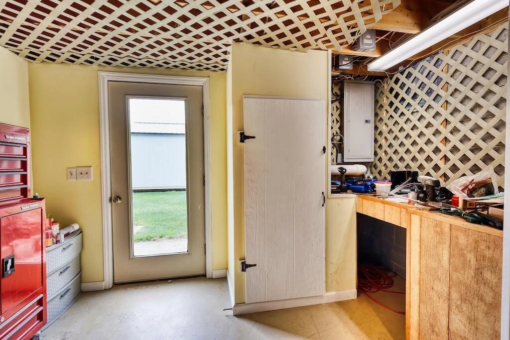 1530 Ridgeview RD - Photo 25