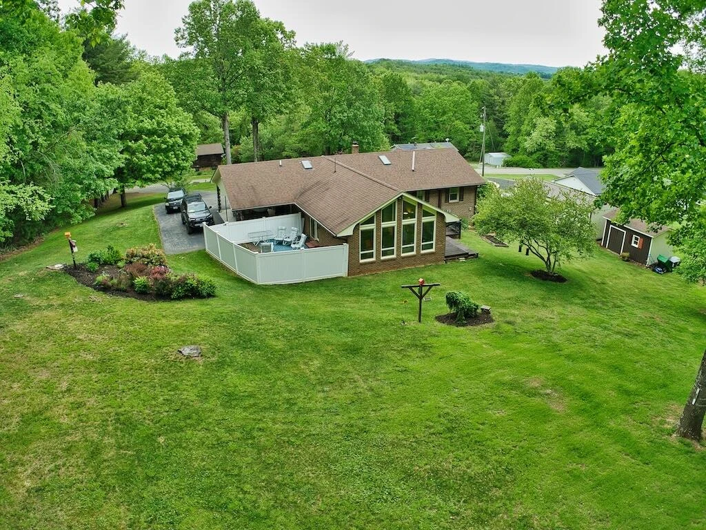 1530 Ridgeview RD - Photo 28