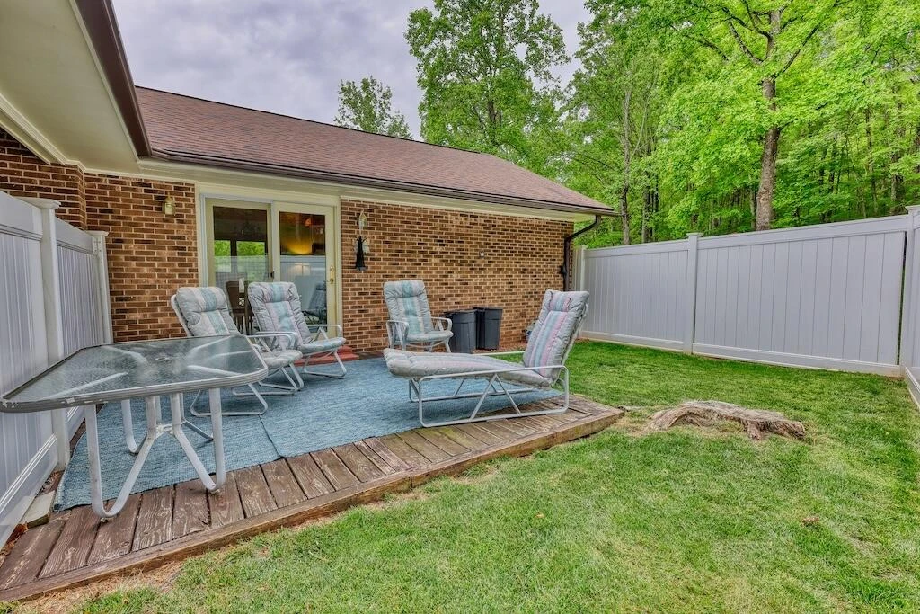 1530 Ridgeview RD - Photo 31