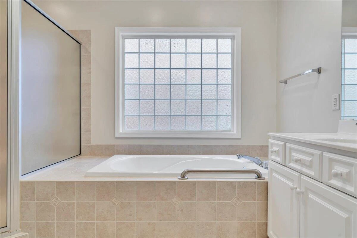 3326 Belshire CT - Photo 30