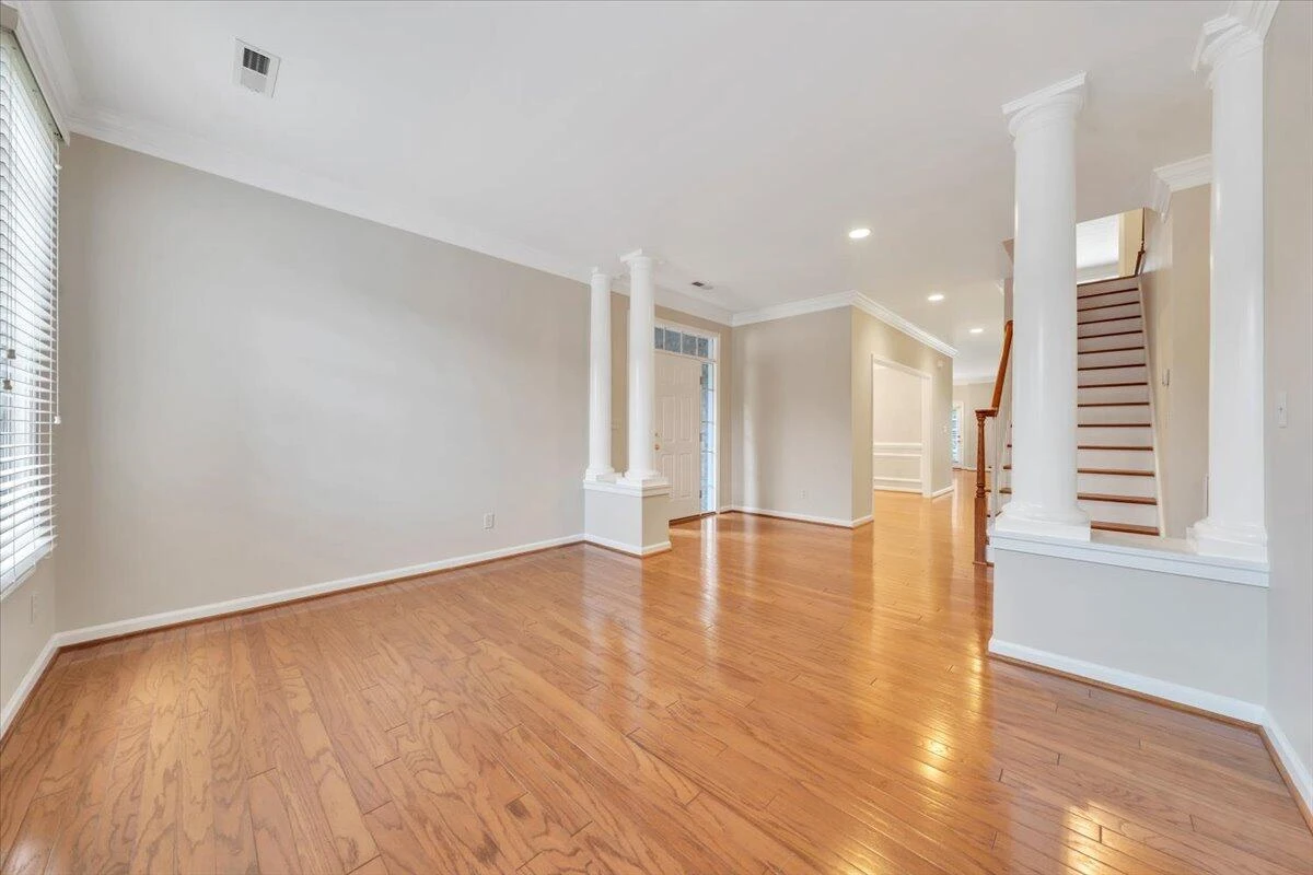 3326 Belshire CT - Photo 8