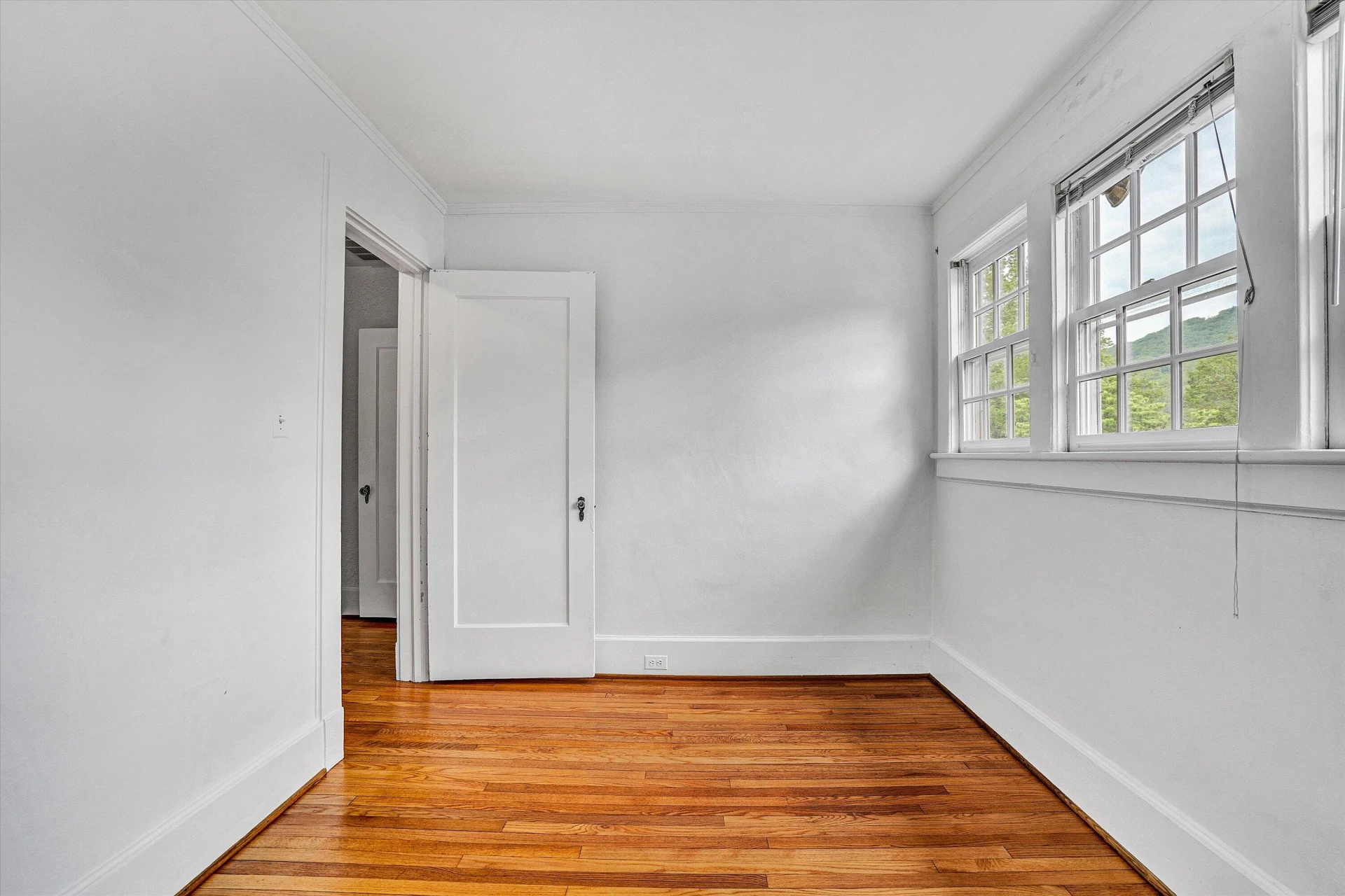 2510 Rosalind AVE - Photo 25