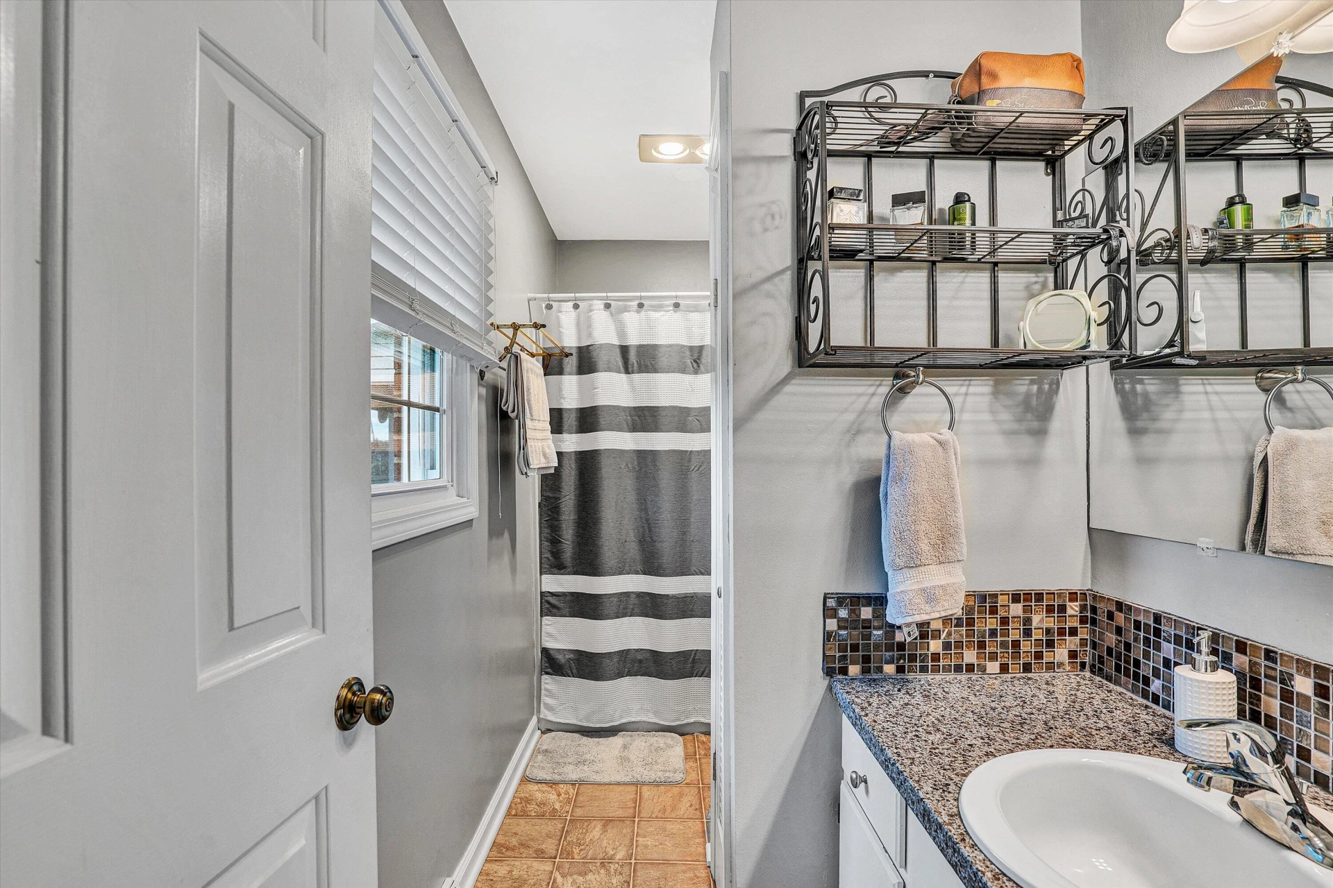 230 Pinehaven RD - Photo 24