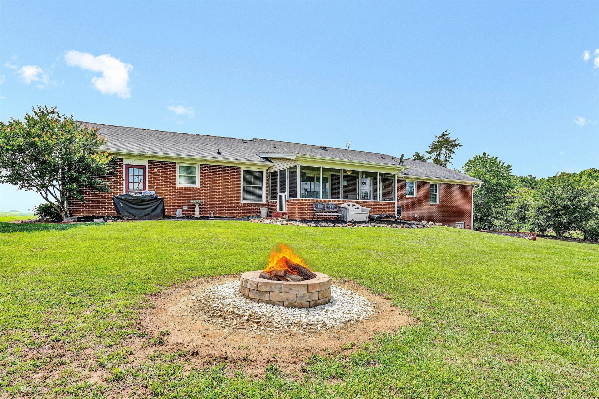 230 Pinehaven RD - Photo 40