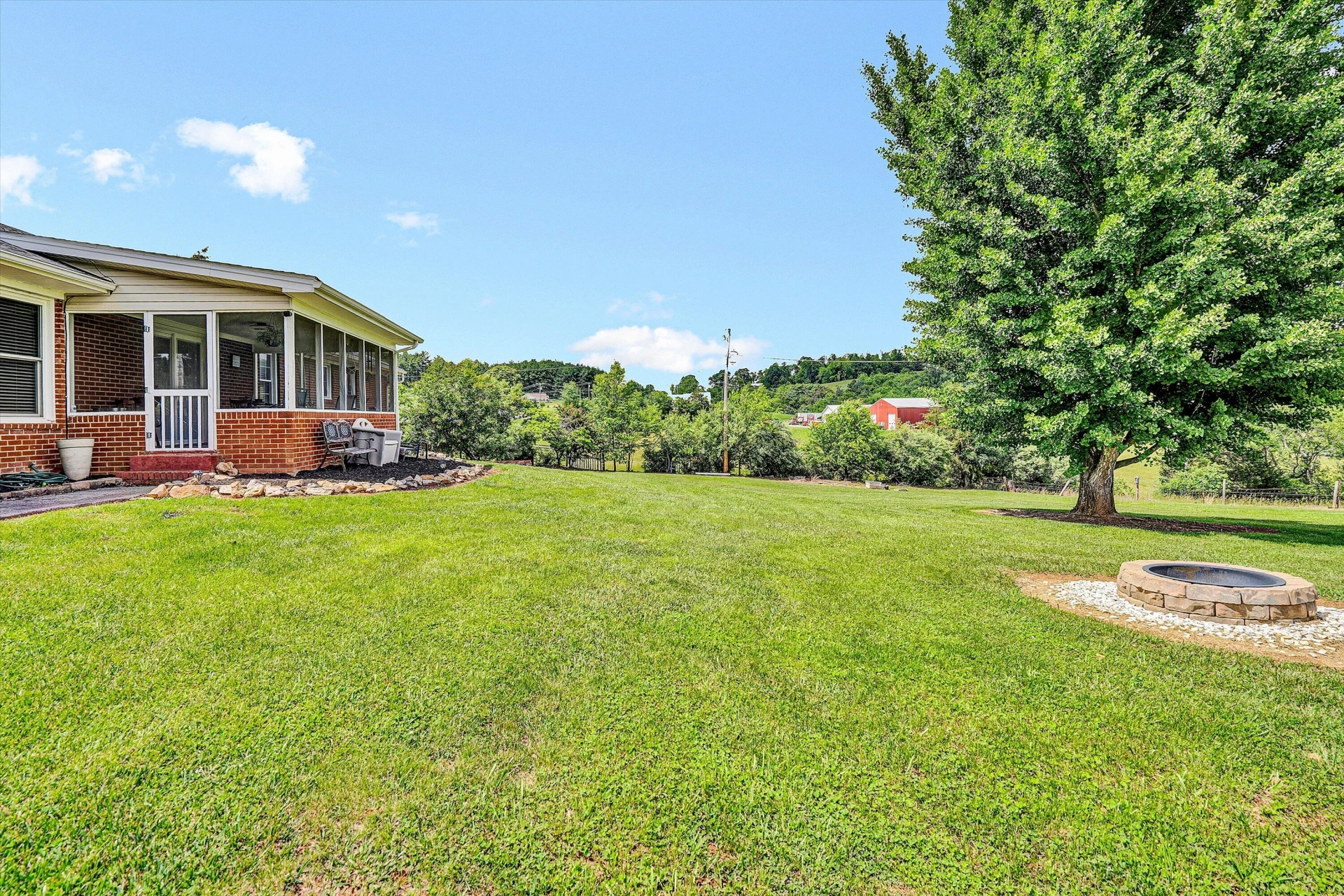 230 Pinehaven RD - Photo 45