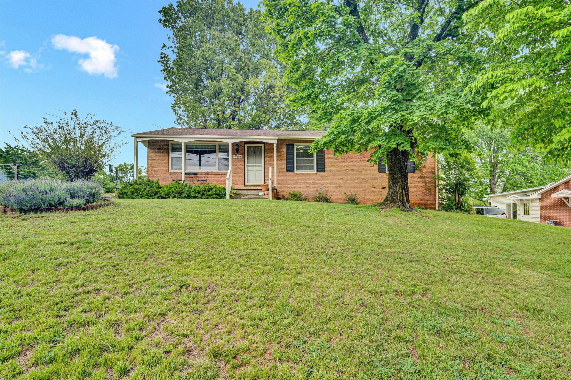 4526 Vest DR - Photo 33