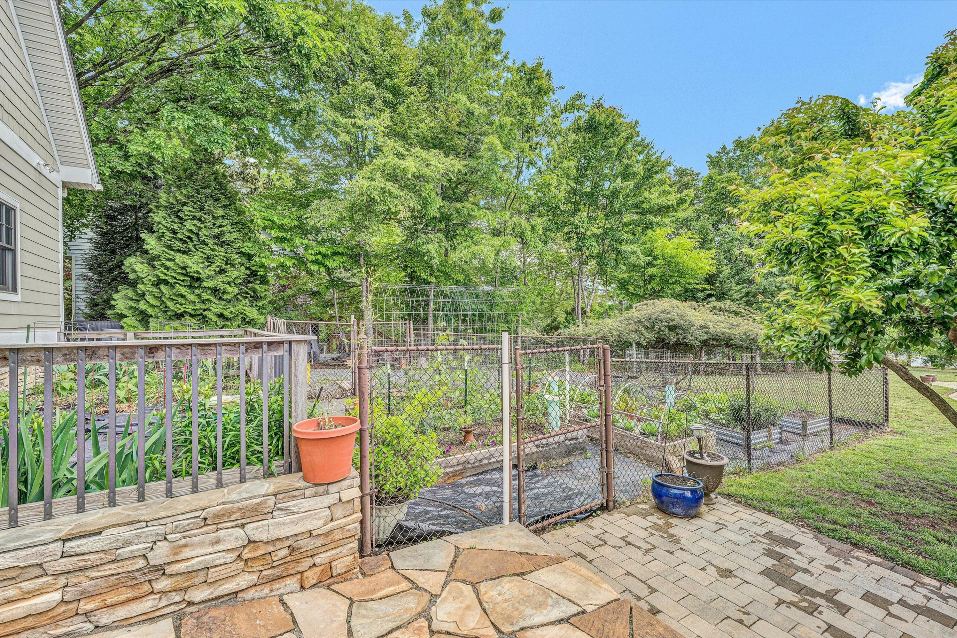 1140 Clear Pointe Run - Photo 86