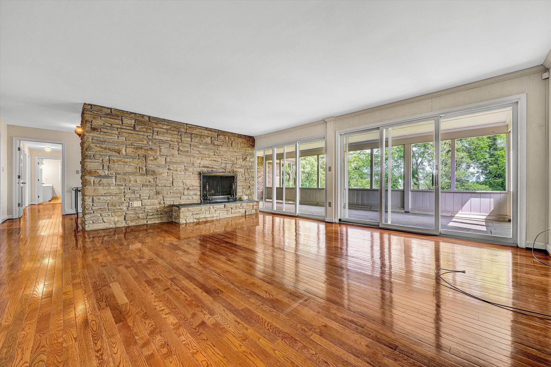 1200 Pickwick LN - Photo 10