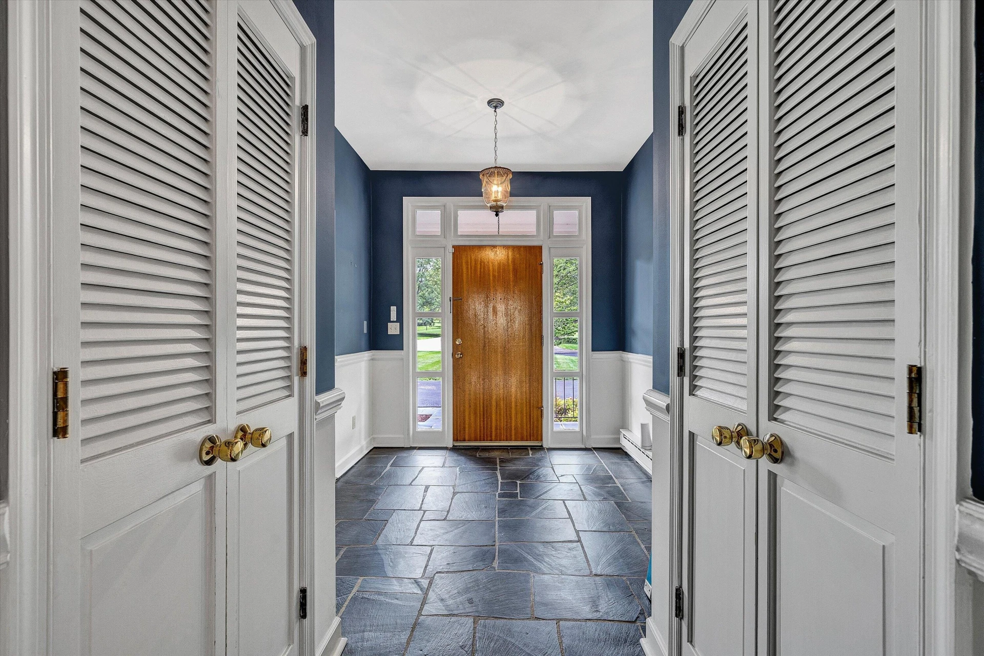 1200 Pickwick LN - Photo 4