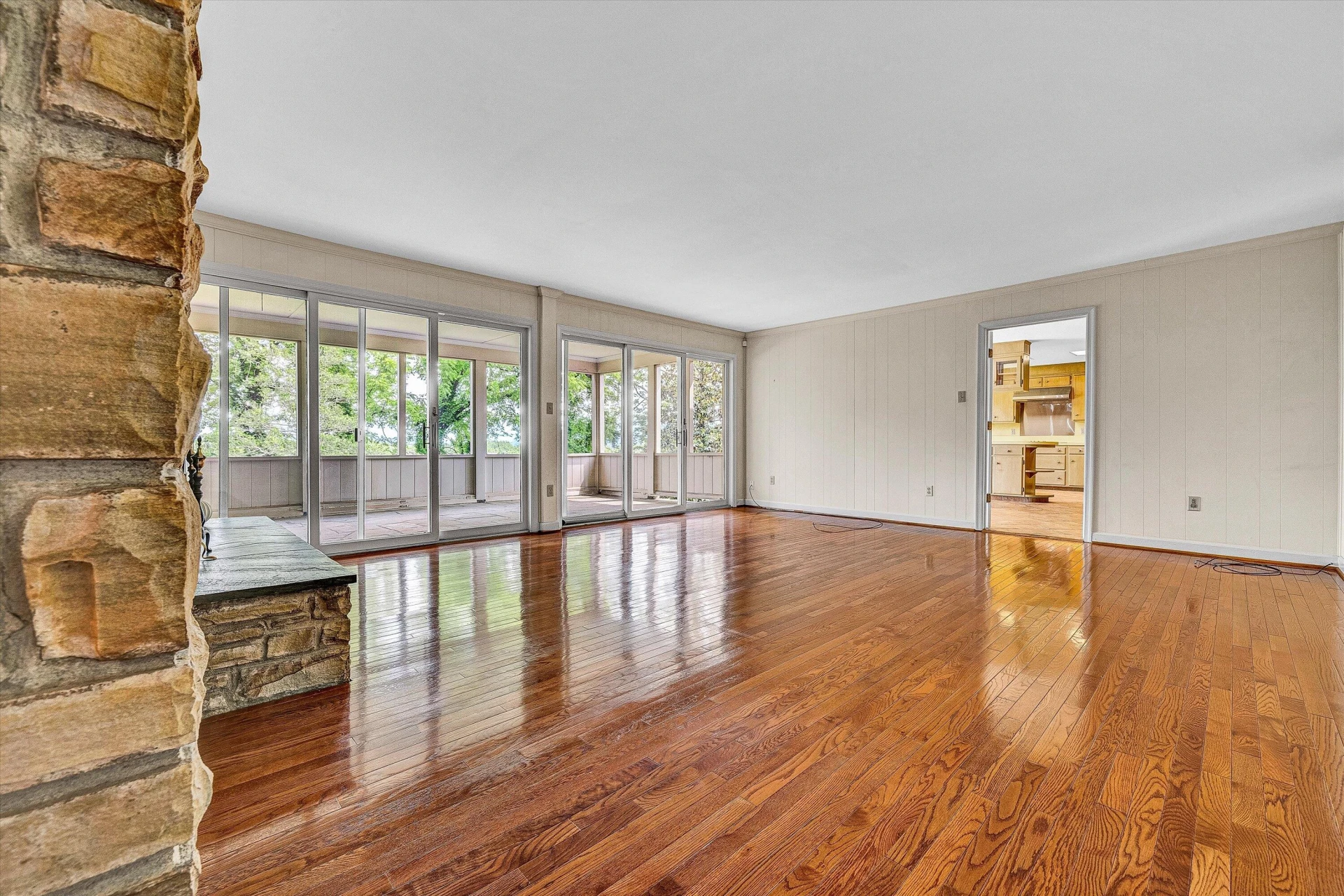 1200 Pickwick LN - Photo 8