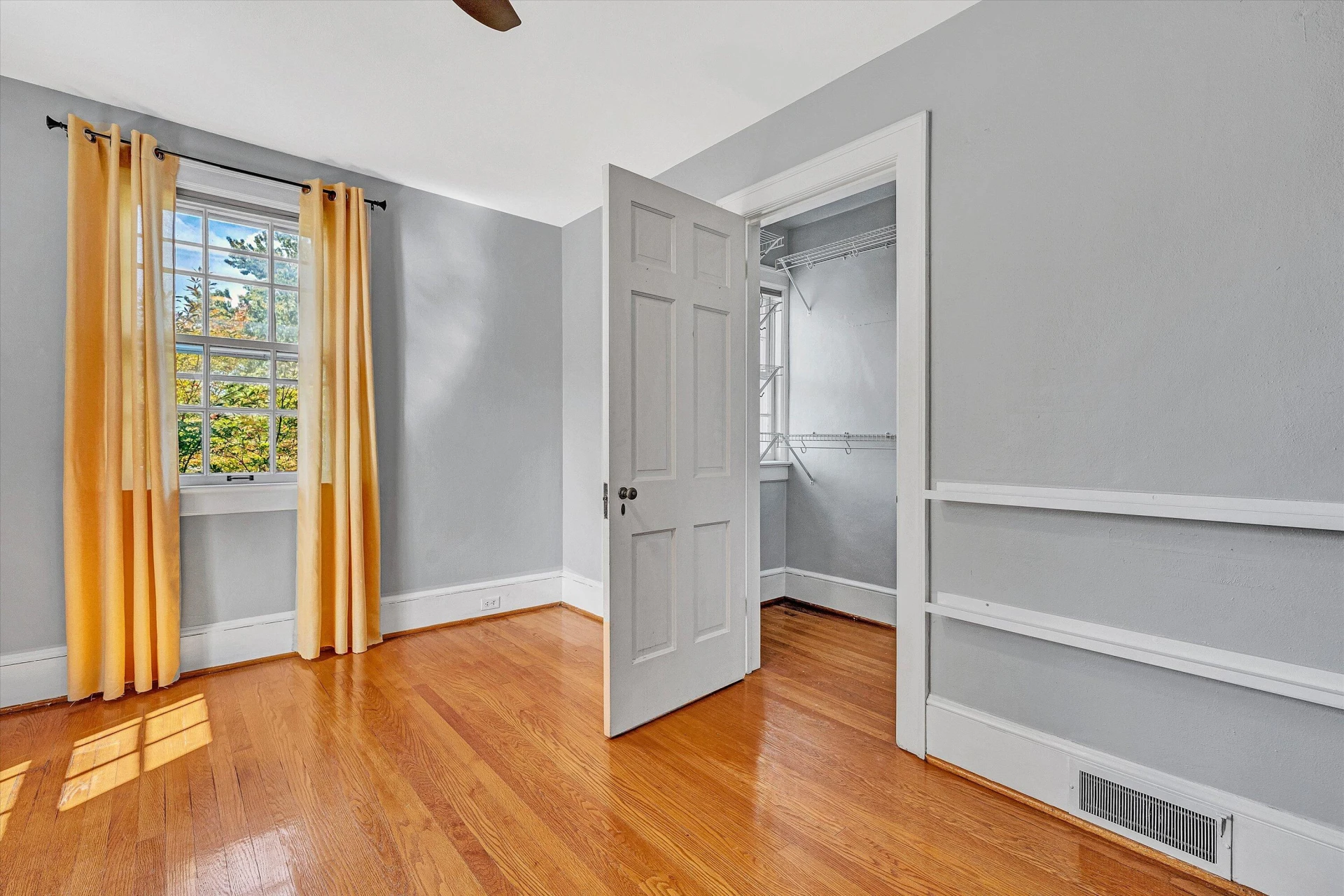 2408 Avenham AVE - Photo 27