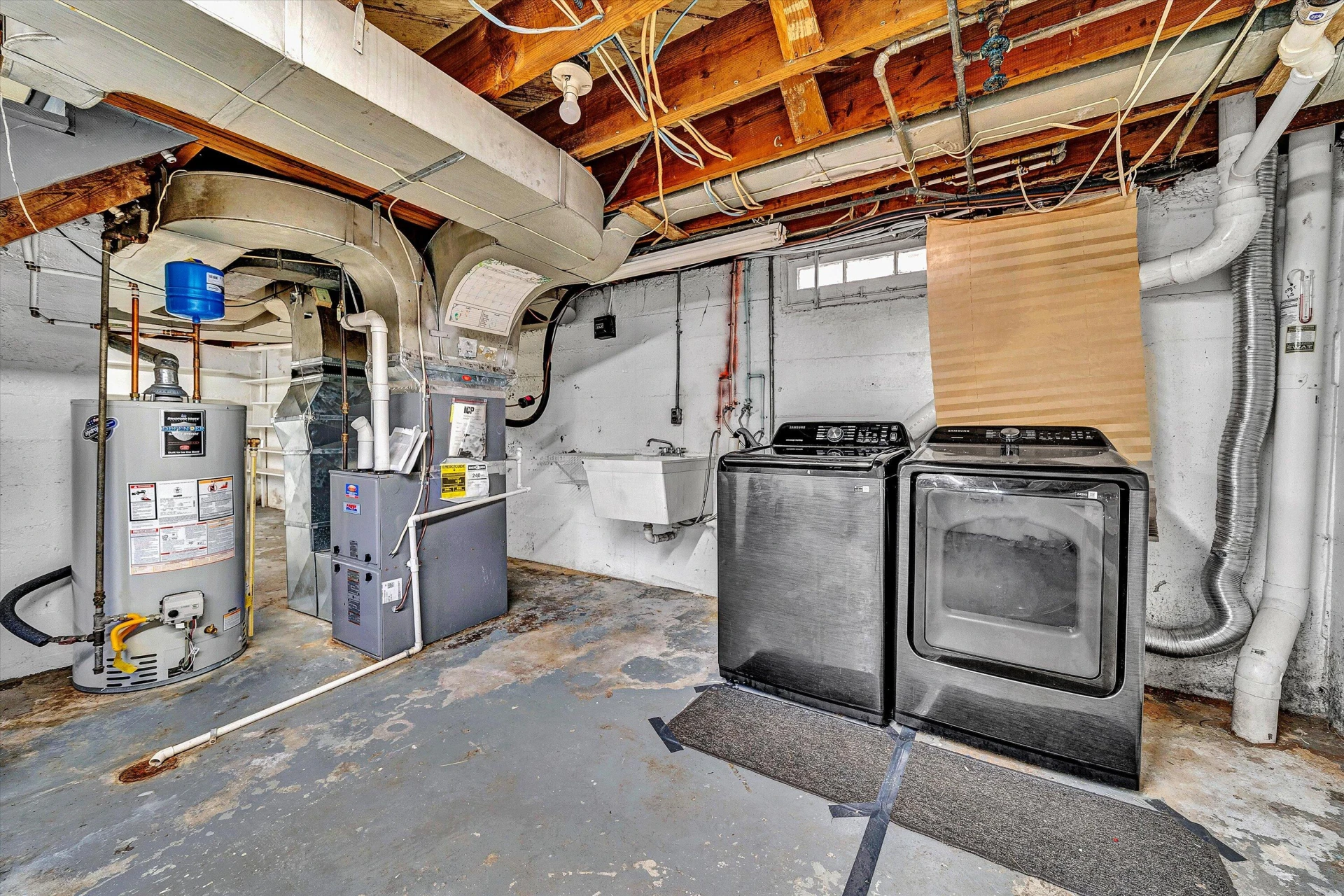 2408 Avenham AVE - Photo 38