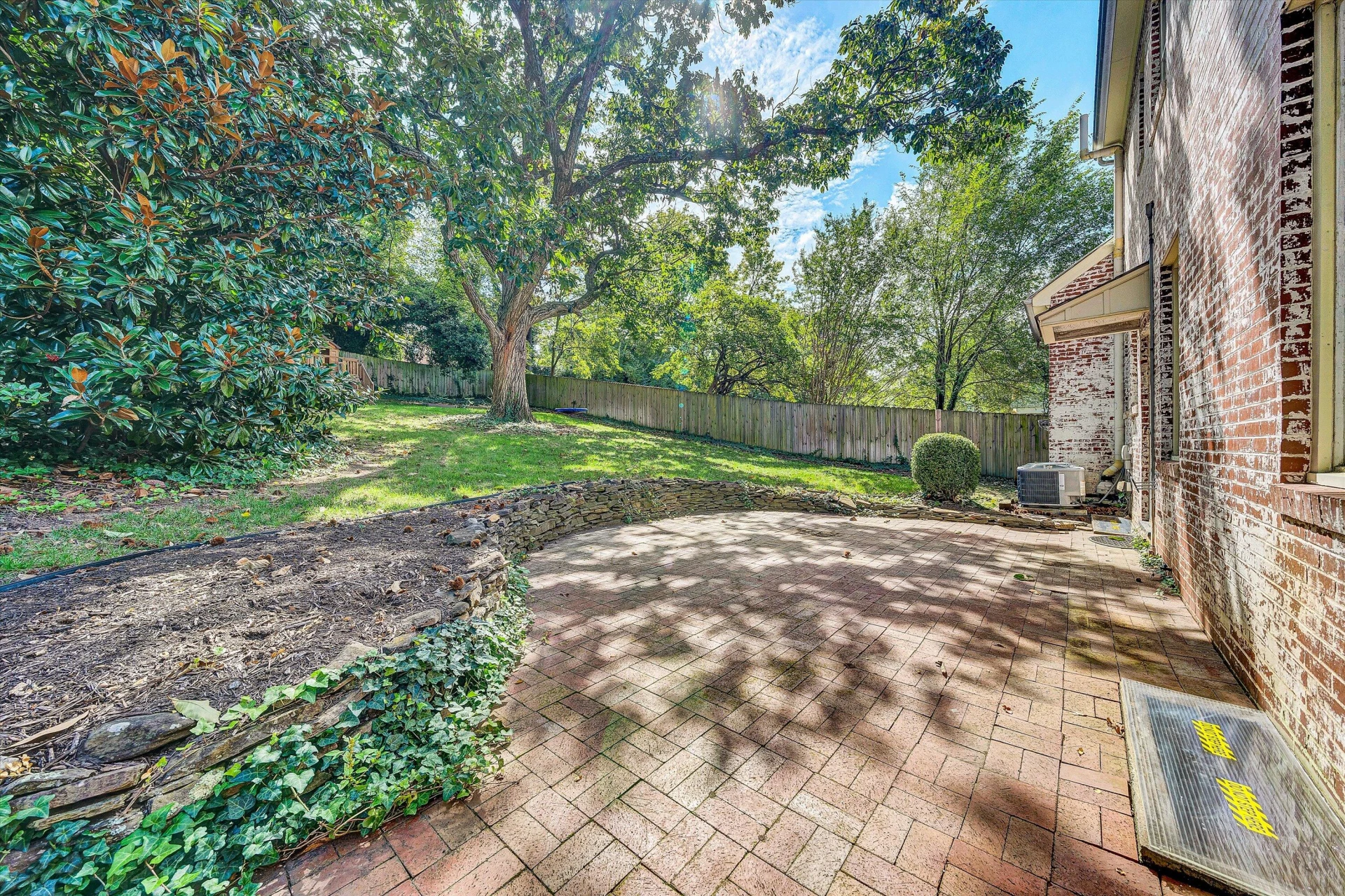 2408 Avenham AVE - Photo 42