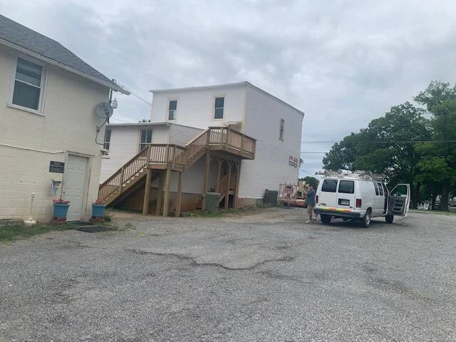 901 Colorado ST - Photo 3