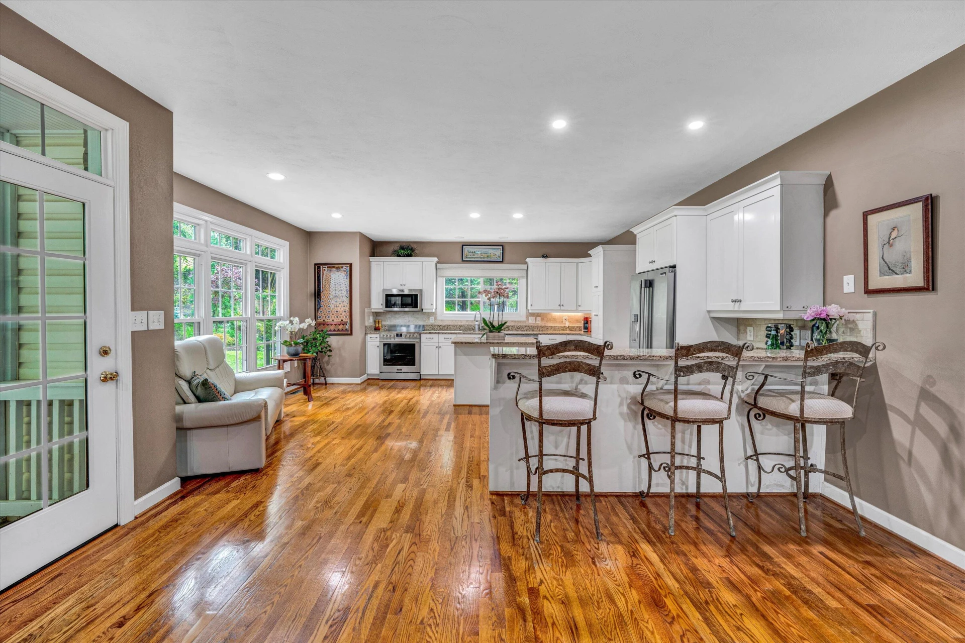5320 Montague WAY - Photo 11