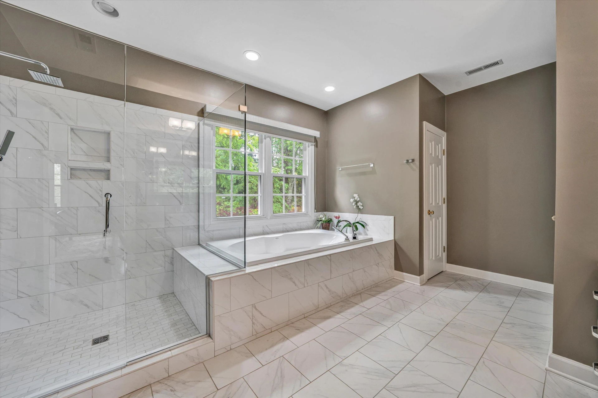 5320 Montague WAY - Photo 23