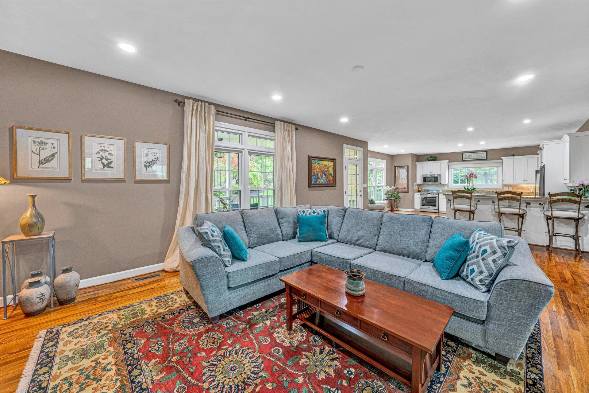 5320 Montague WAY - Photo 8