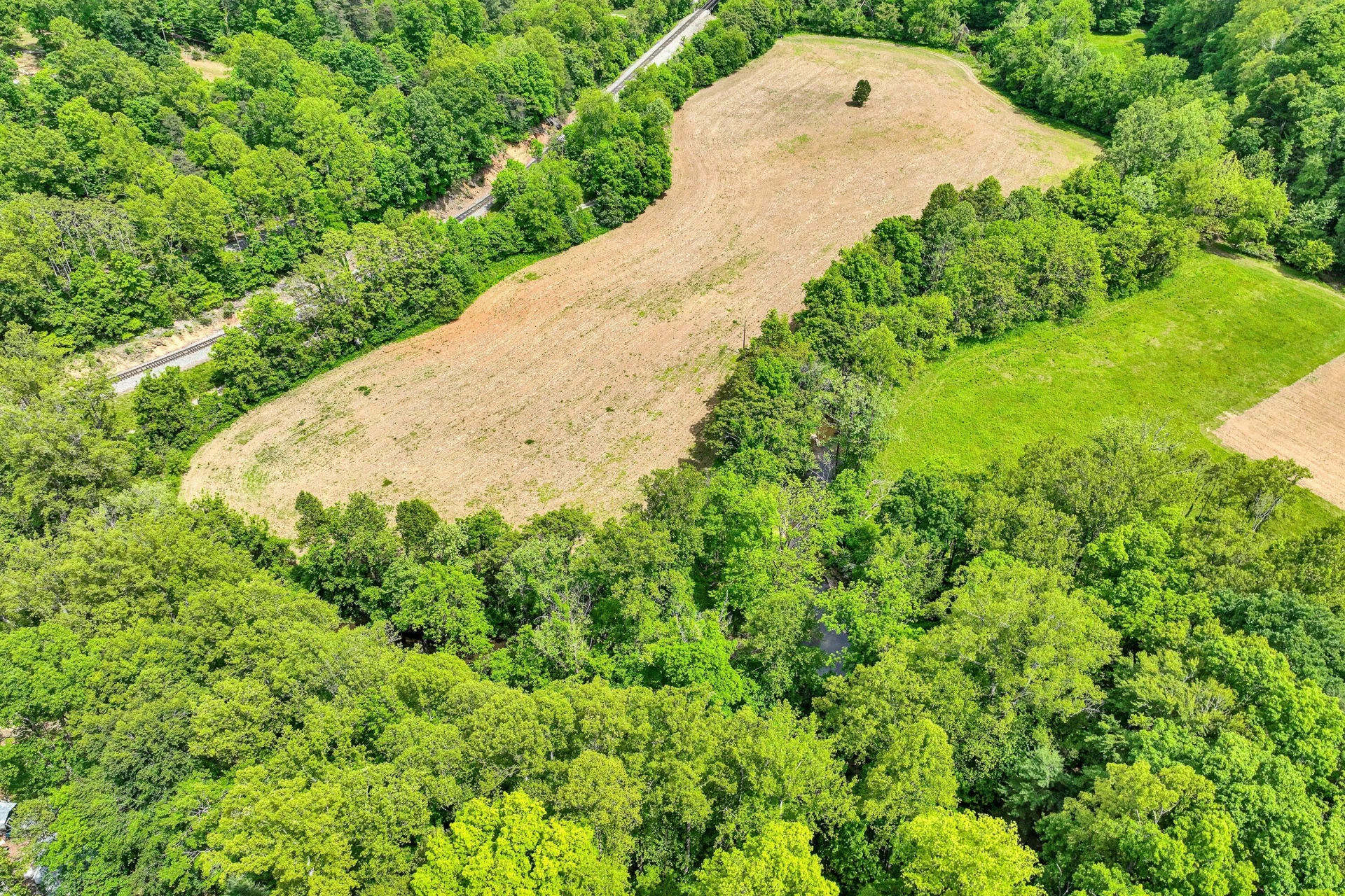 0 Trestle LN - Photo 33