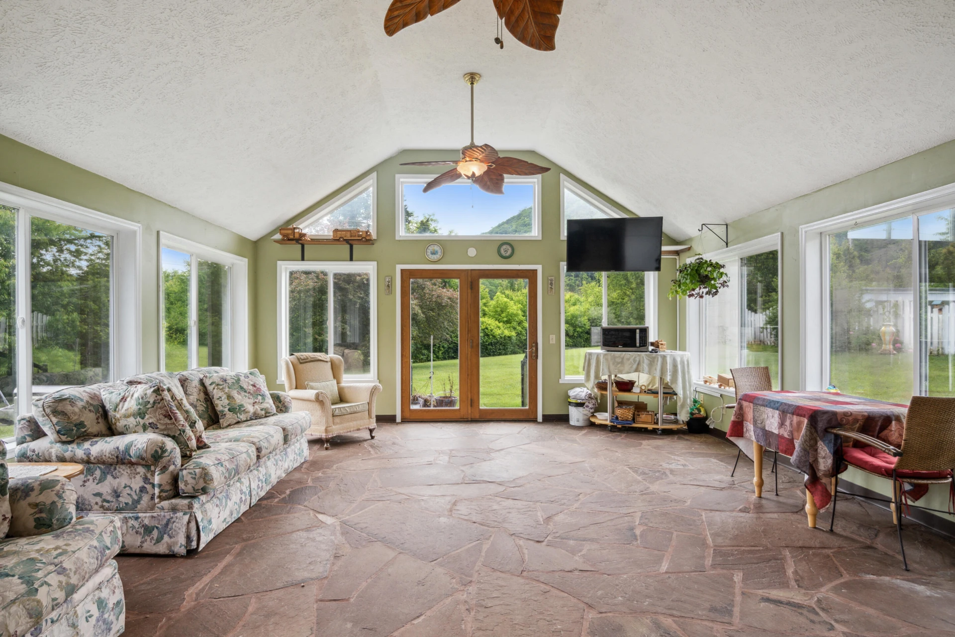 2844 Forage RD - Photo 32
