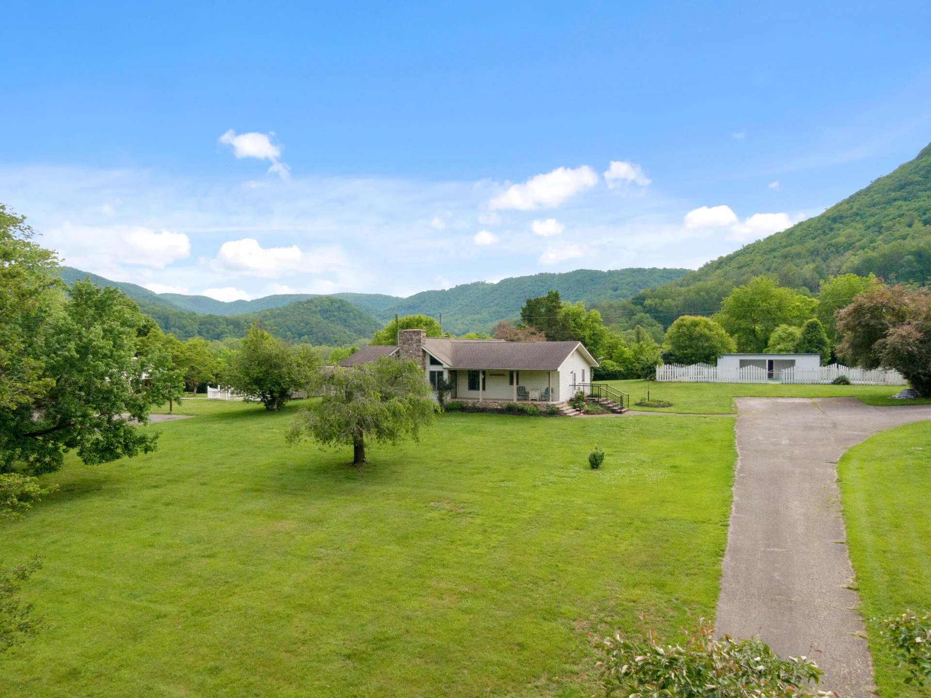 2844 Forage RD - Photo 47