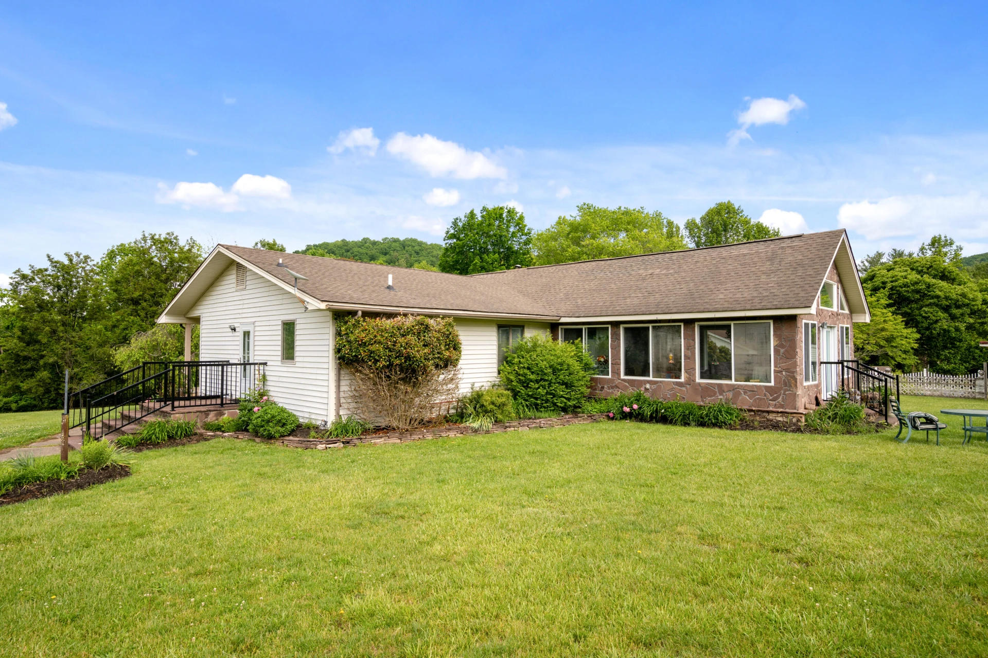 2844 Forage RD - Photo 51