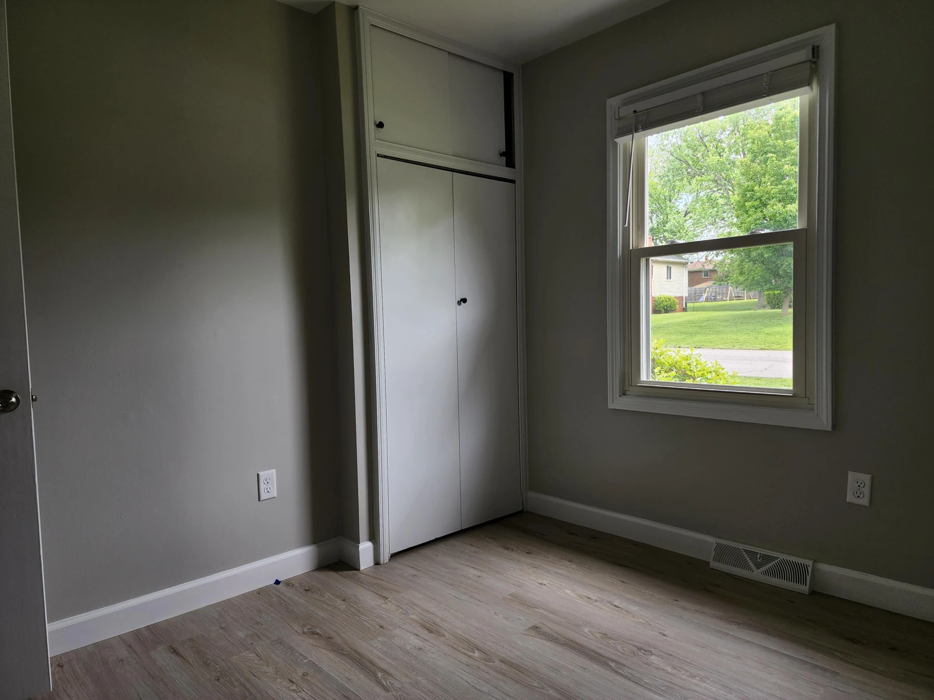 5720 Oakland BLVD - Photo 11