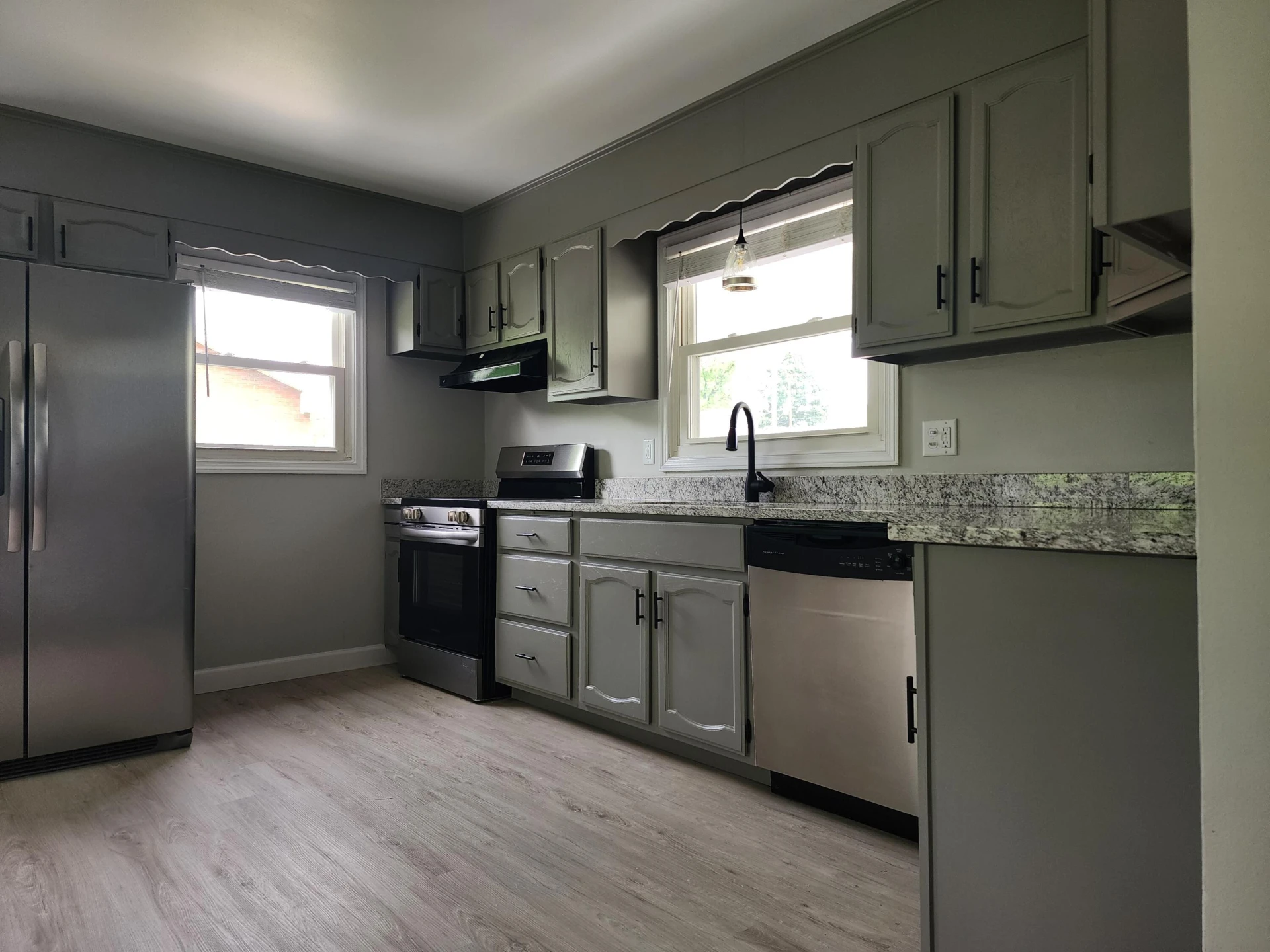 5720 Oakland BLVD - Photo 7