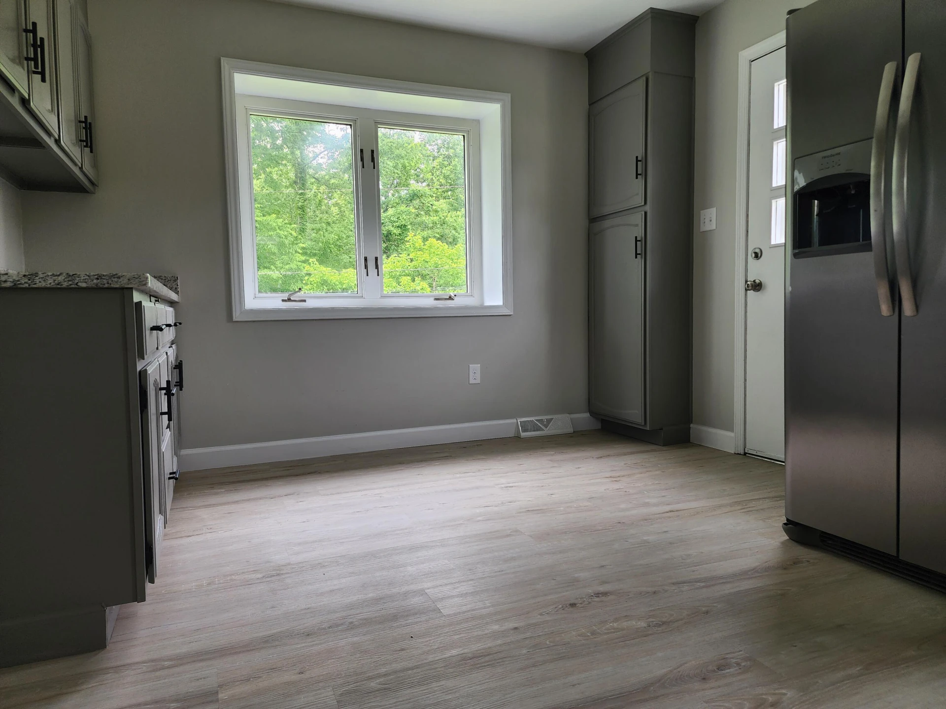 5720 Oakland BLVD - Photo 8