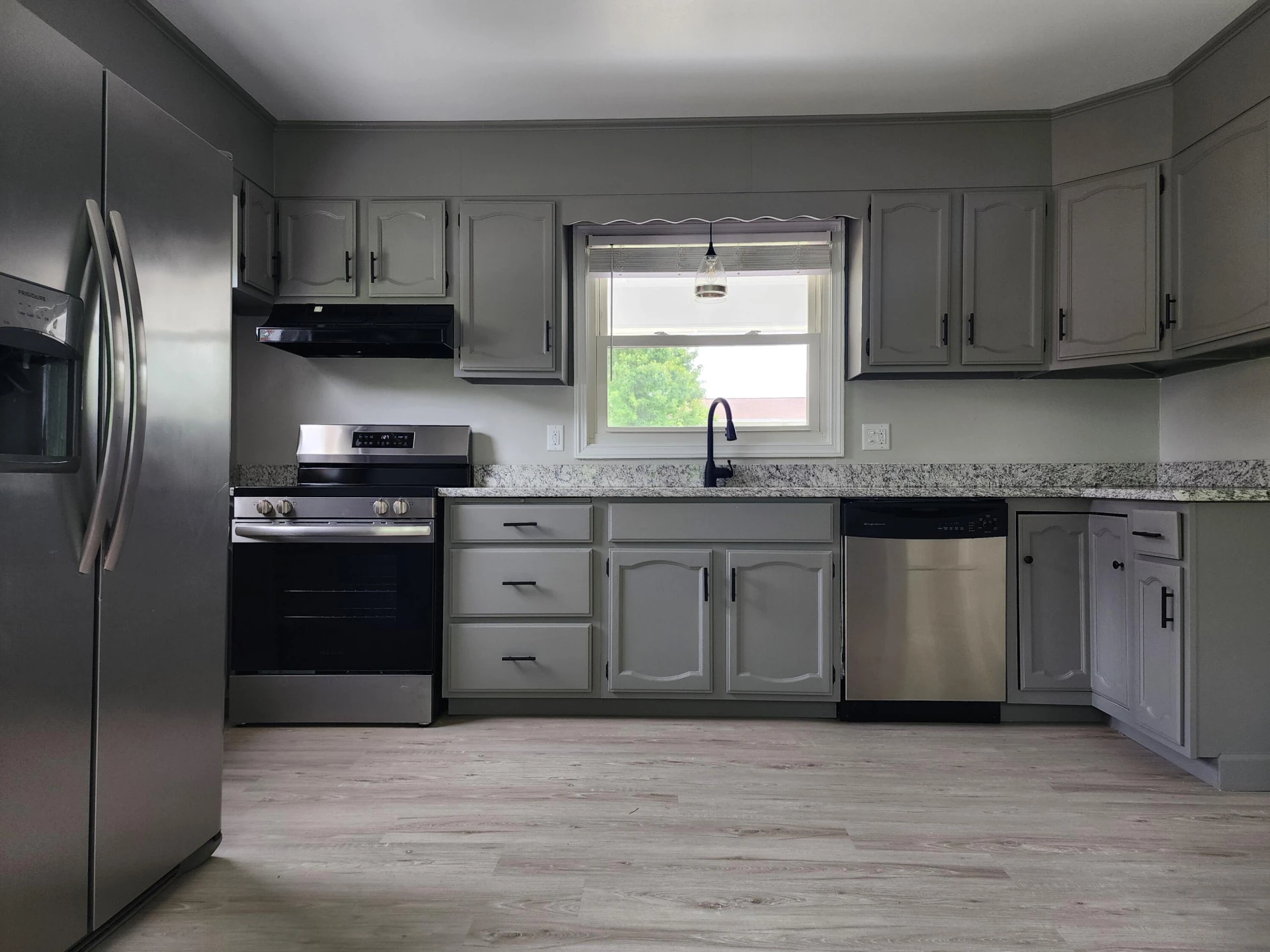 5720 Oakland BLVD - Photo 9