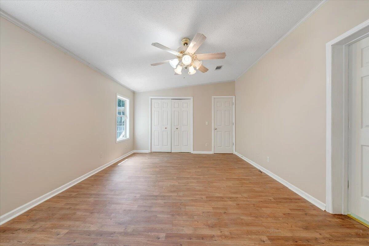 139 Daffodill DR - Photo 12