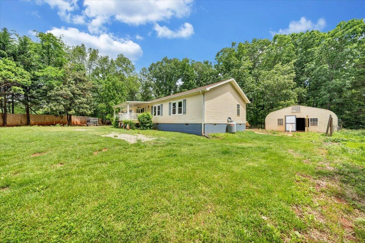 139 Daffodill DR - Photo 2