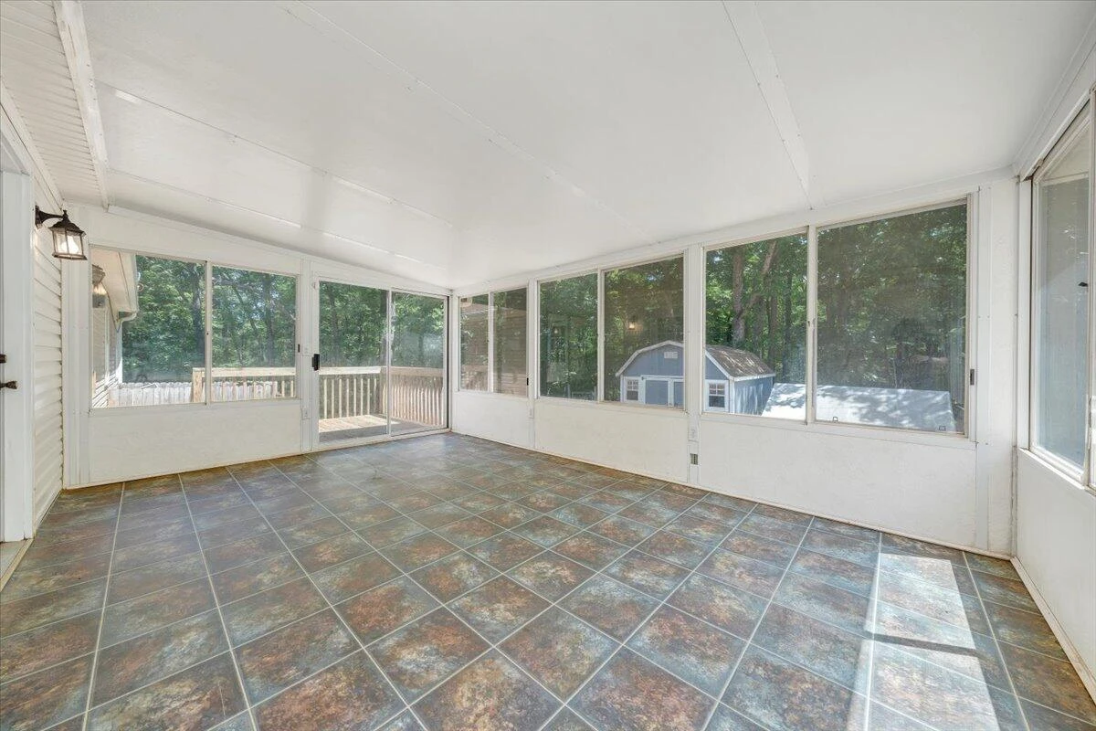 139 Daffodill DR - Photo 20
