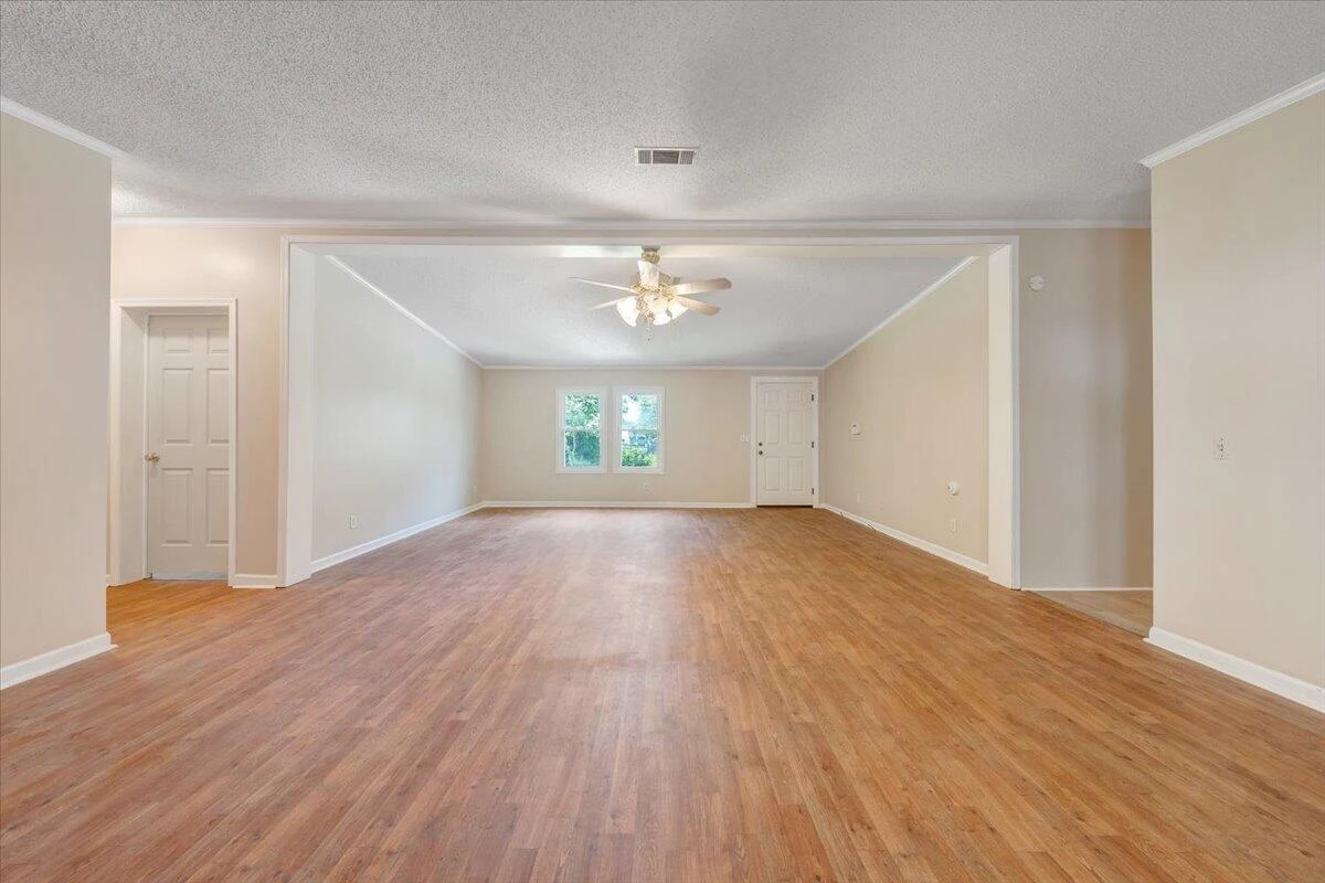 139 Daffodill DR - Photo 7