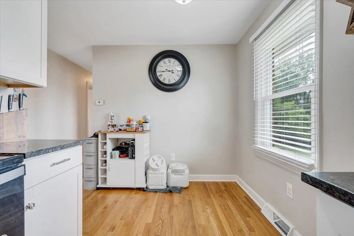 1567 South Pacific DR - Photo 12