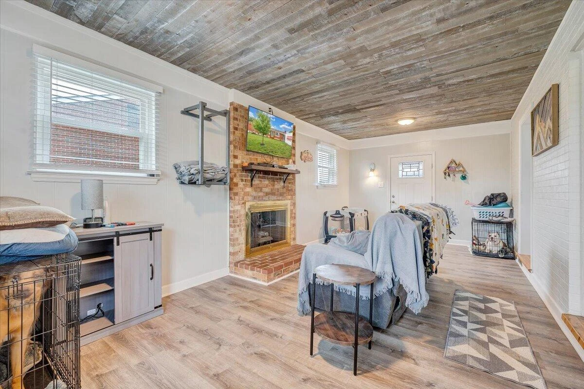 1567 South Pacific DR - Photo 17