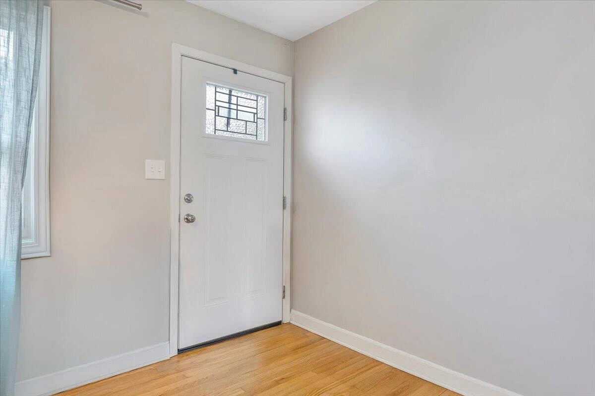 1567 South Pacific DR - Photo 2