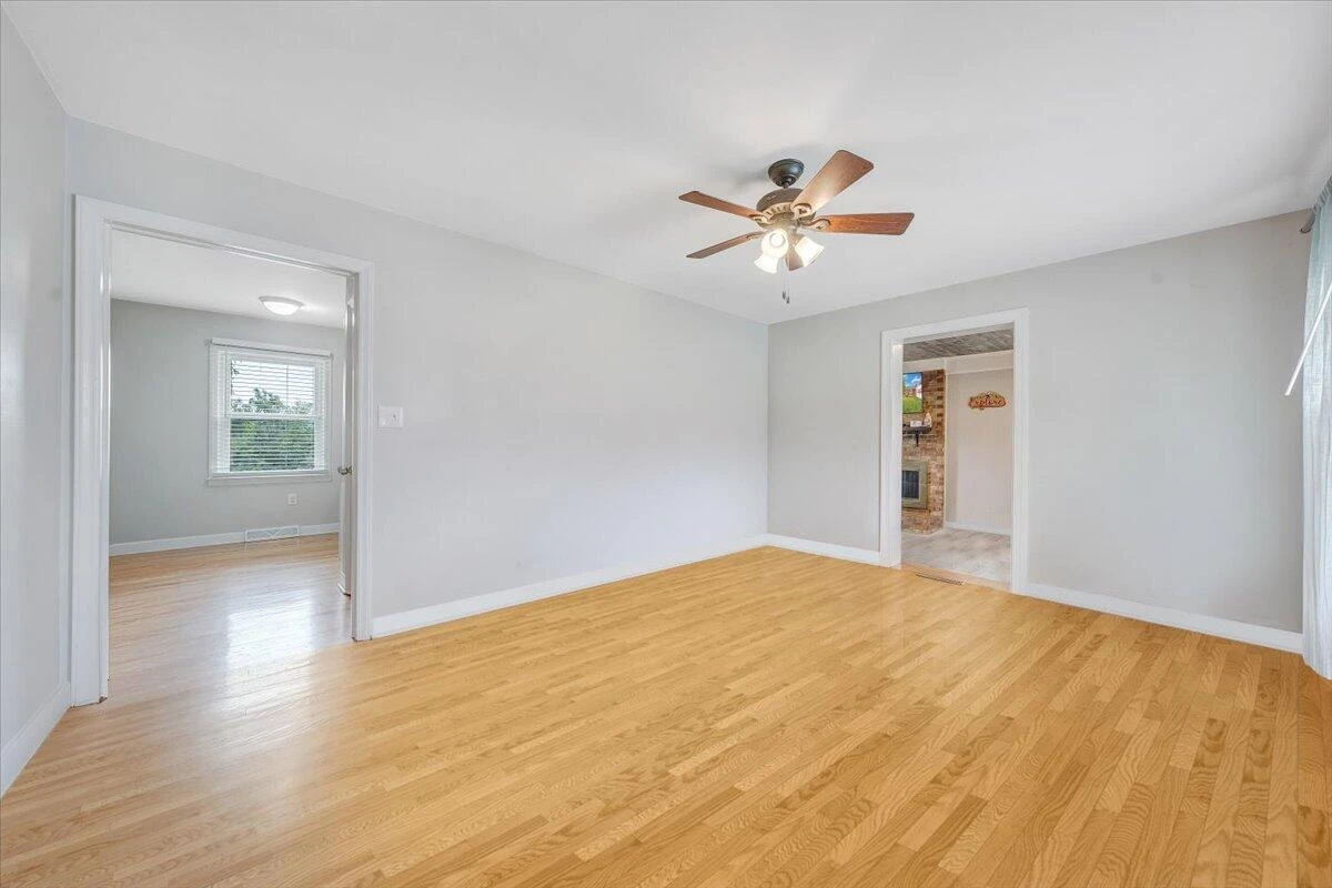 1567 South Pacific DR - Photo 3