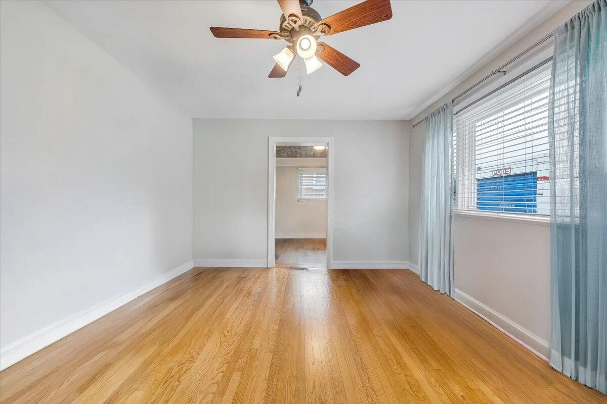1567 South Pacific DR - Photo 4