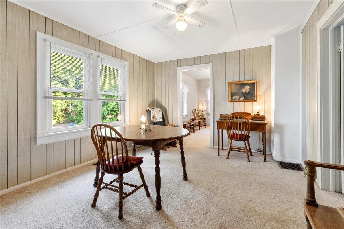 3839 Welcome Valley RD - Photo 10