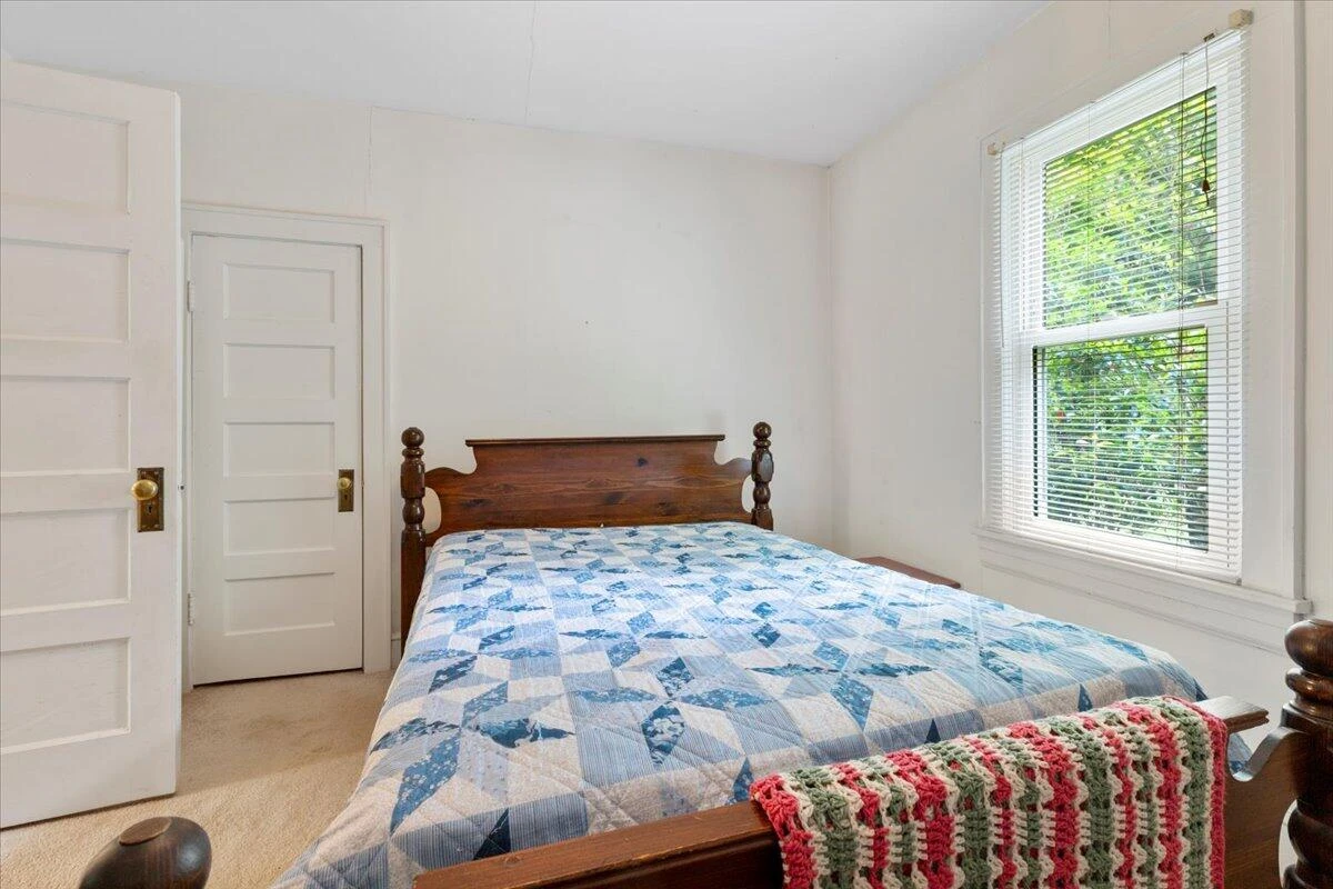 3839 Welcome Valley RD - Photo 12