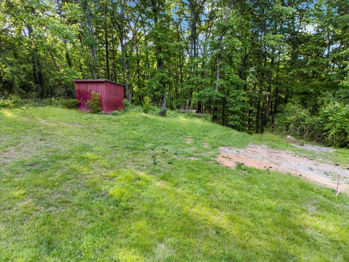 3839 Welcome Valley RD - Photo 30
