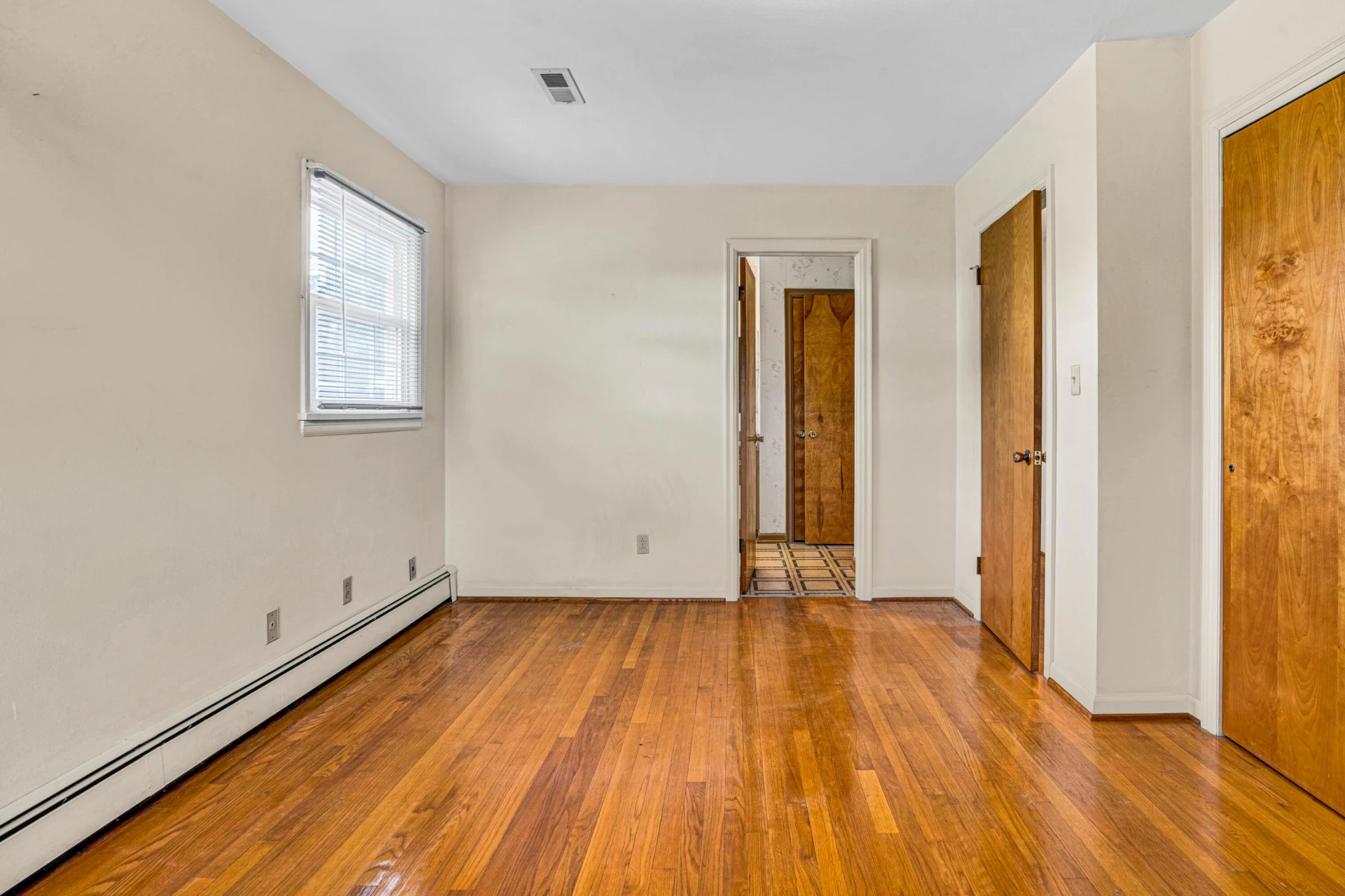 733 Plantation CIR - Photo 13