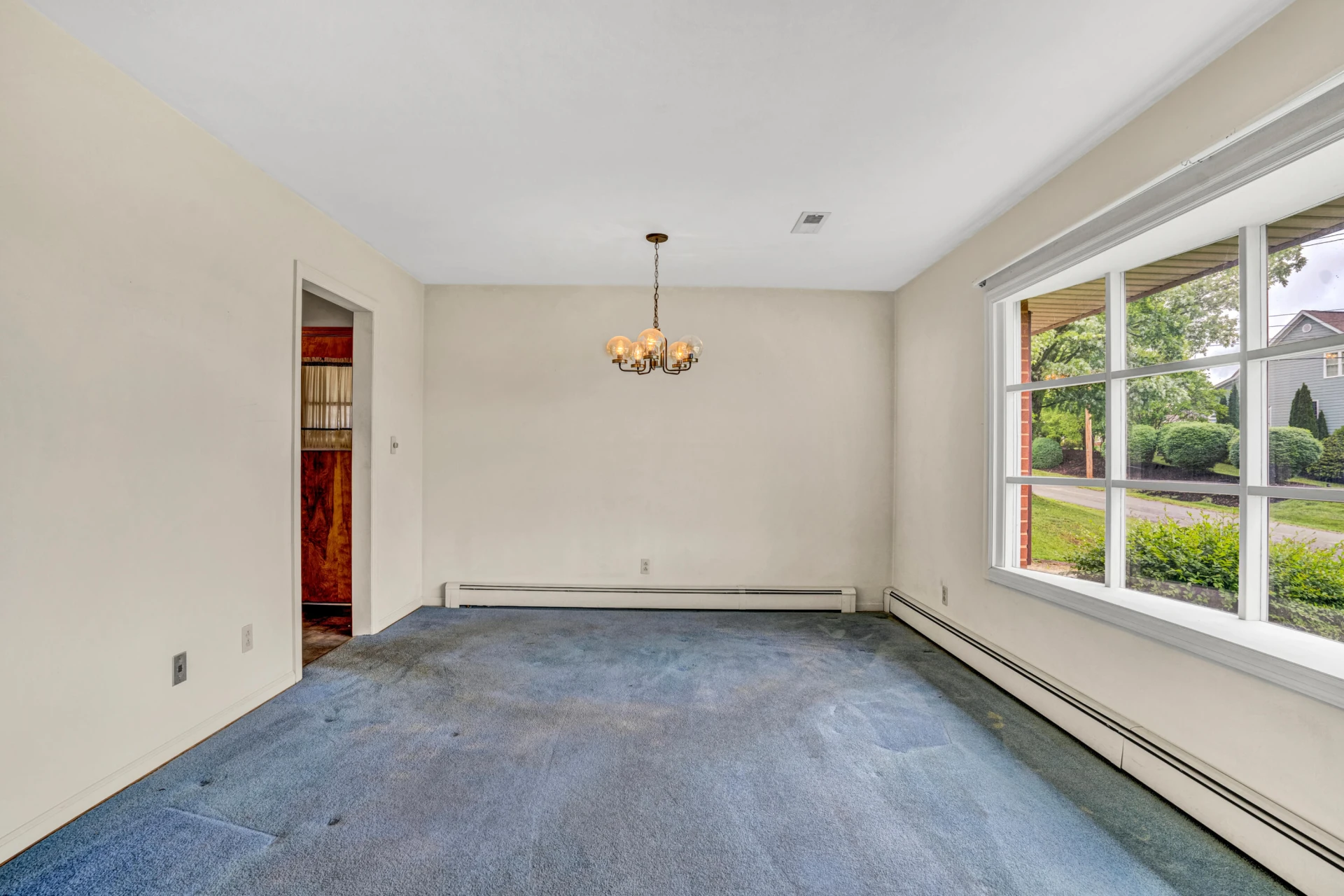 733 Plantation CIR - Photo 3